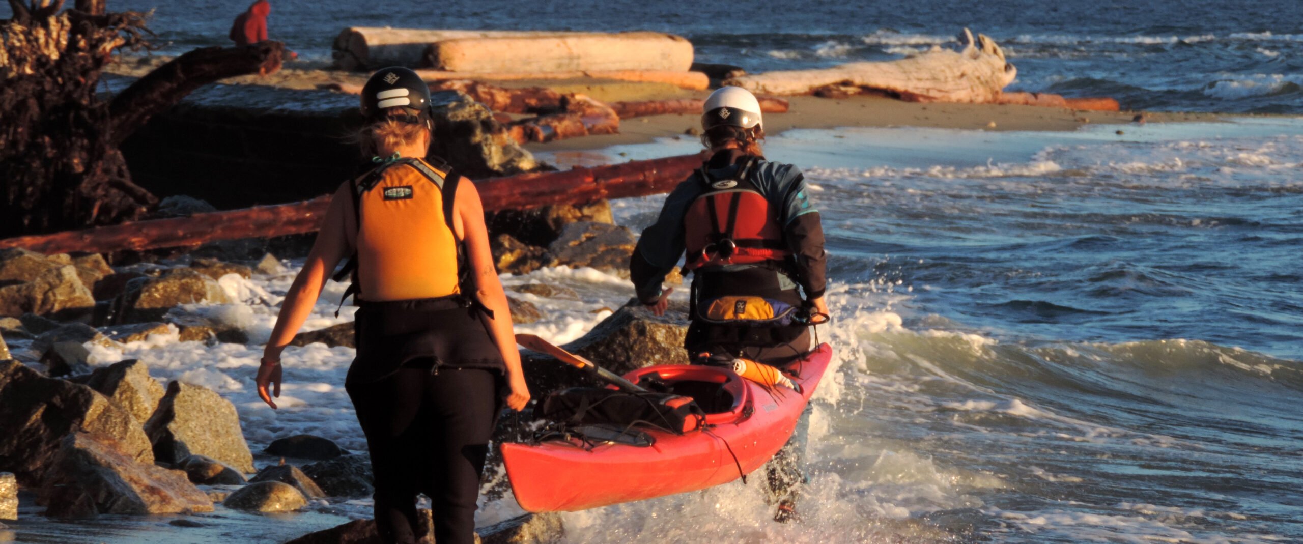 Shoreline_kayak_surf_zone_banner